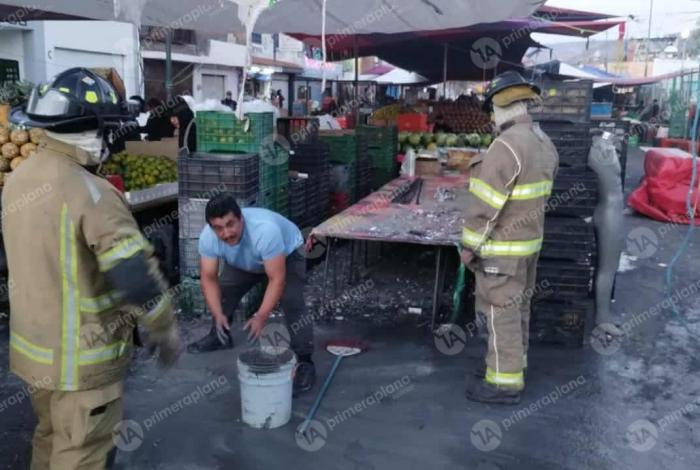 Explota puesto de pirotecnia en tianguis de la Pedregal