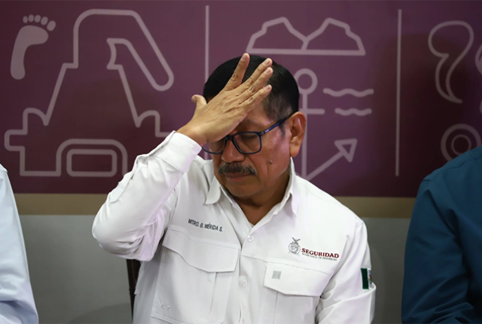 Exsecretario de Seguridad de Sinaloa busca acuerdo tras entregarse en EE. UU.
