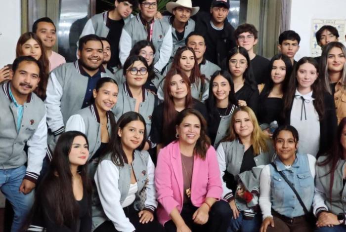 Fabiola Alanís: próximo 28 de febrero, primer pago de Beca Universal Gertrudis Bocanegra