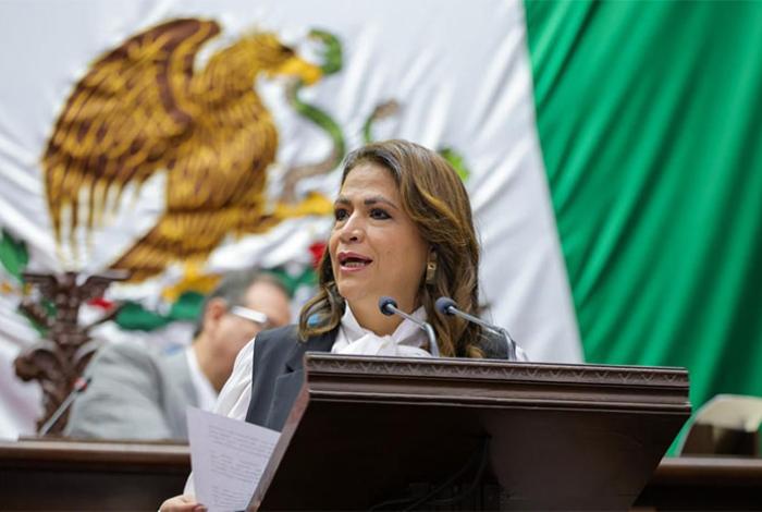 Fabiola Alanís reconoce inversión histórica en educación, clave para la transformación de Michoacán