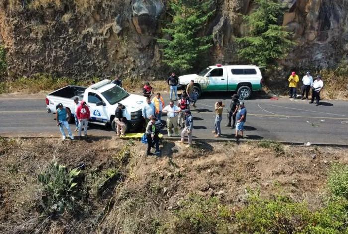Fallece una joven automovilista al caer a un barranco en Tzintzuntzan
