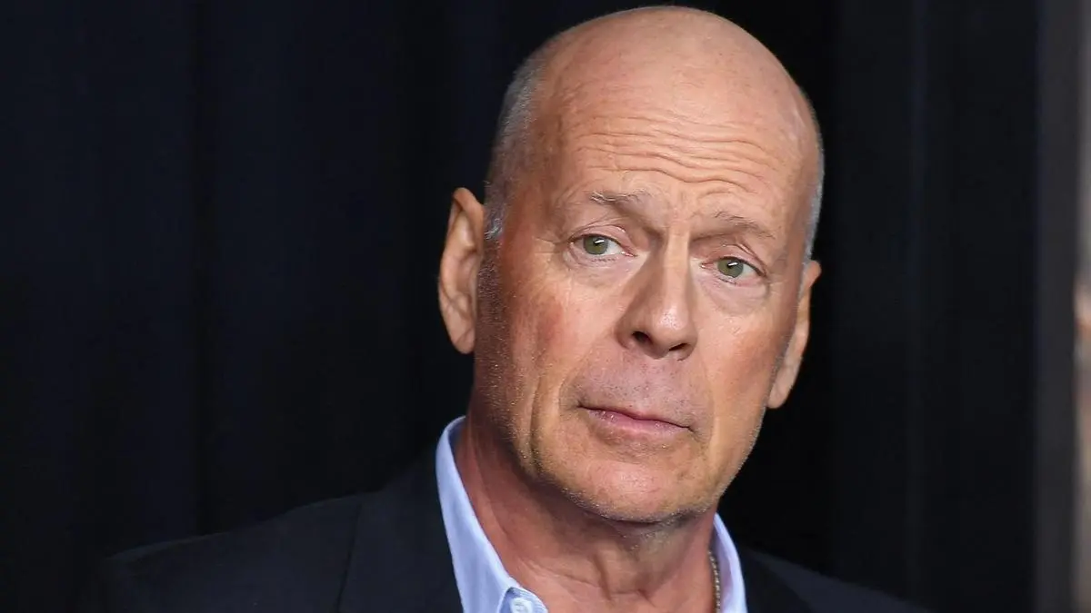 Familia de Bruce Willis contempla donar su cerebro a la ciencia tras su muerte