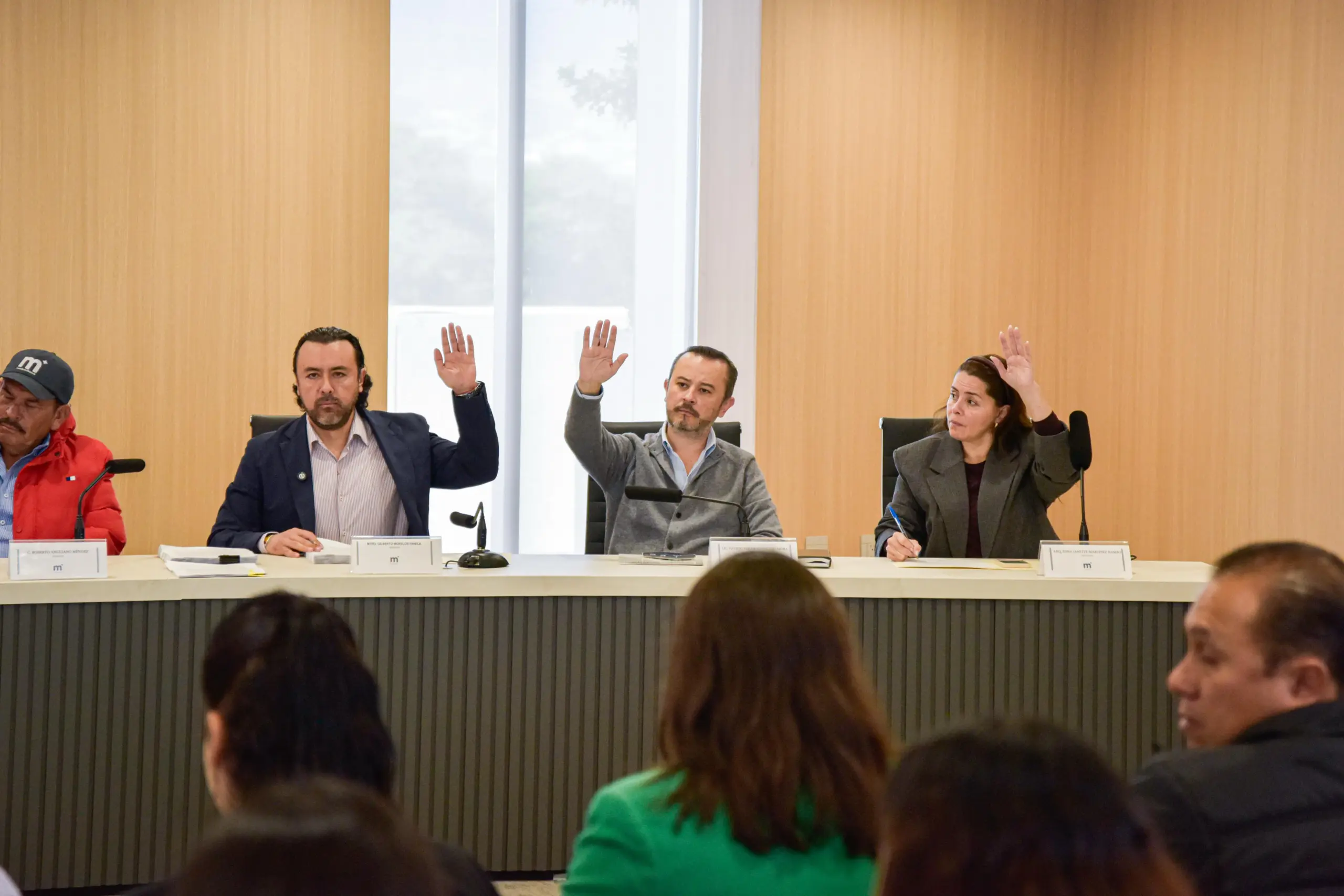 Fausto Vallejo Mora celebra aprobación de la regularización de la colonia “Ampliación Los Sauces”.