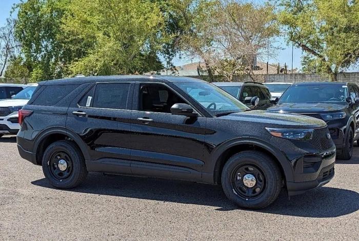 FGE Michoacán derrochó casi un mdp en una sola camioneta