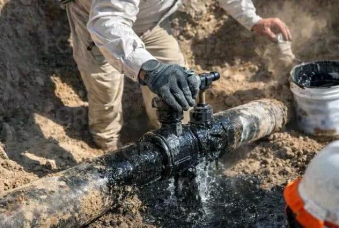 FGR ASEGURA E INHABILITA TOMA CLANDESTINA DE HIDROCARBURO EN DUCTO DE PEMEX EN TARÍMBARO, MICHOACÁN