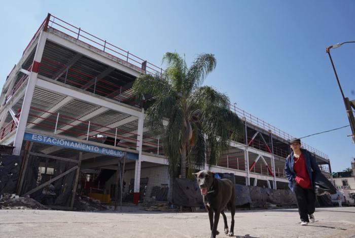 Finalizan obras civiles en estacionamiento público del mercado Independencia
