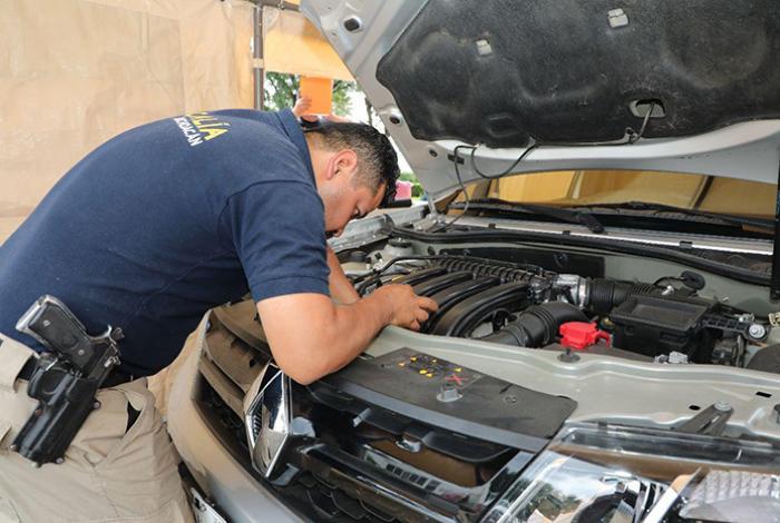 Fiscalía de Michoacán prohíbe revisiones vehiculares fuera de instalaciones oficiales