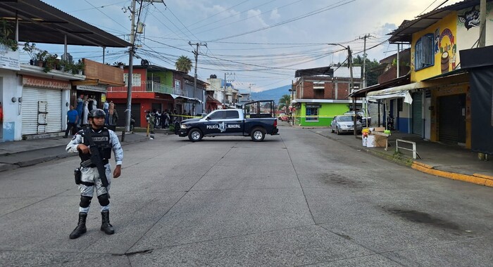 #Foto | Tendero es ultimado a tiros dentro de su local, en la colonia 18 de Marzo