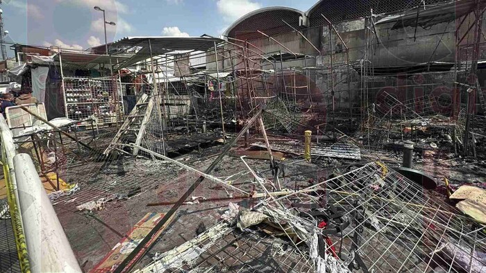 Fueron 21 puestos los afectados por incendio en Mercado Independencia