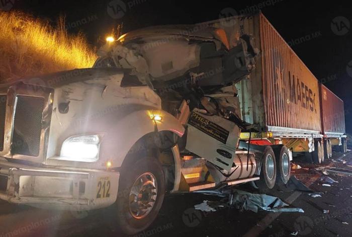 Fuerte accidente en la Siglo XXI deja un mu3rto y un lesi0nado