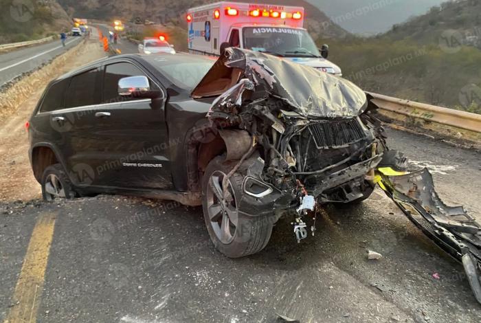 Fuerte ch0que en la Siglo XXI deja un mu3rto y tres lesi0nados