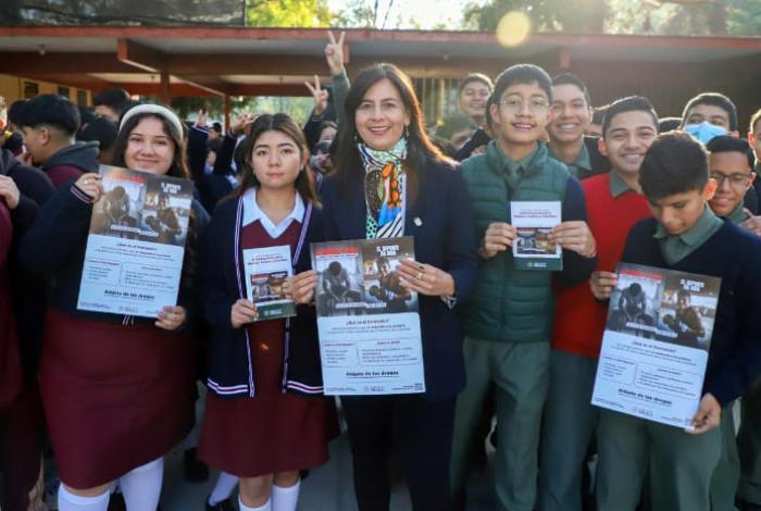 Gabriela Molina impulsa acciones para salud mental que llegan a 400 mil estudiantes