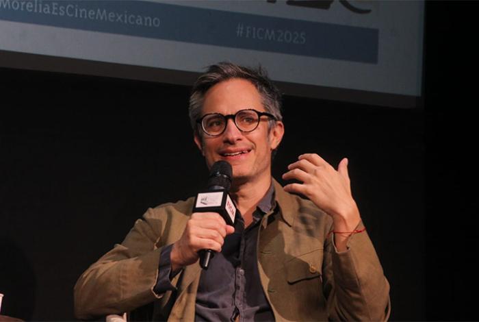 Gael García Bernal reflexiona en Morelia sobre sus 25 años de carrera y el poder del cine