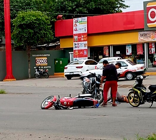 #Galería | Cuatro lesionados en tres accidentes de motocicleta en Apatzingán