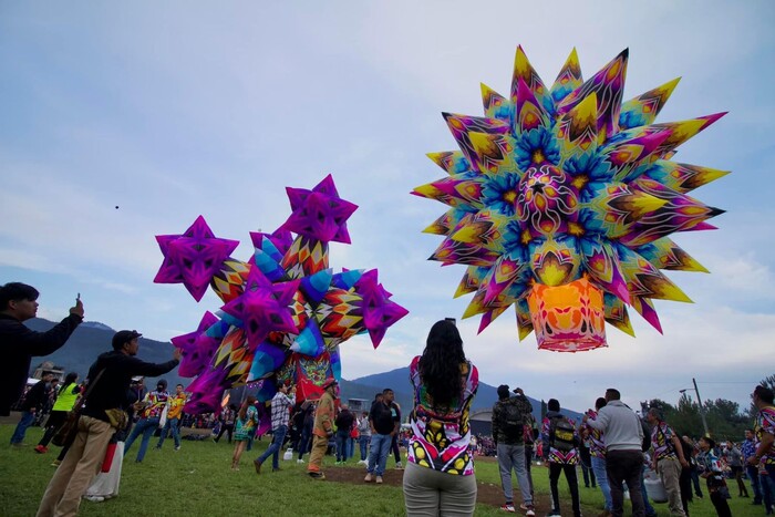 #Galería | Paracho vivió un fin de semana lleno de color y fiesta con su Festival de Cantoya