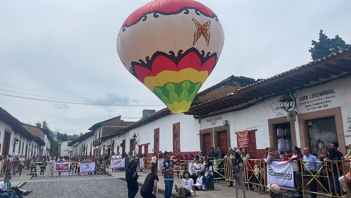 #Galería | Se pintó de colores el cielo de Pátzcuaro con los globos del Cantoya Fest