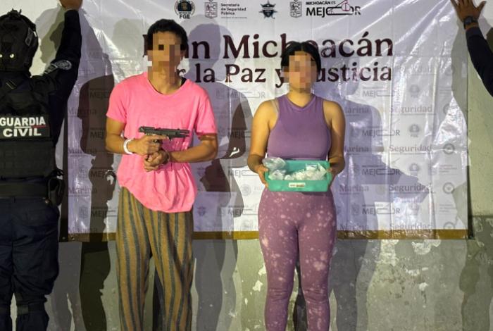 GC detiene a pareja en posesión de droga y una arma, en Uruapan