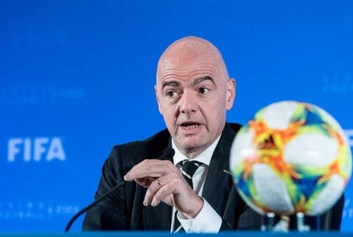Gianni Infantino y la FIFA respaldan a la árbitra mexicana Katia Itzel tras ataques en redes