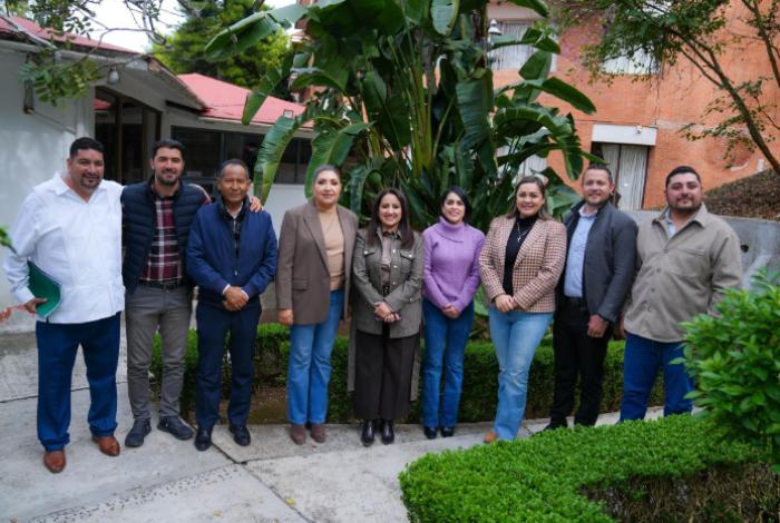 Gladyz Butanda teje puentes institucionales con alcaldes de Michoacán