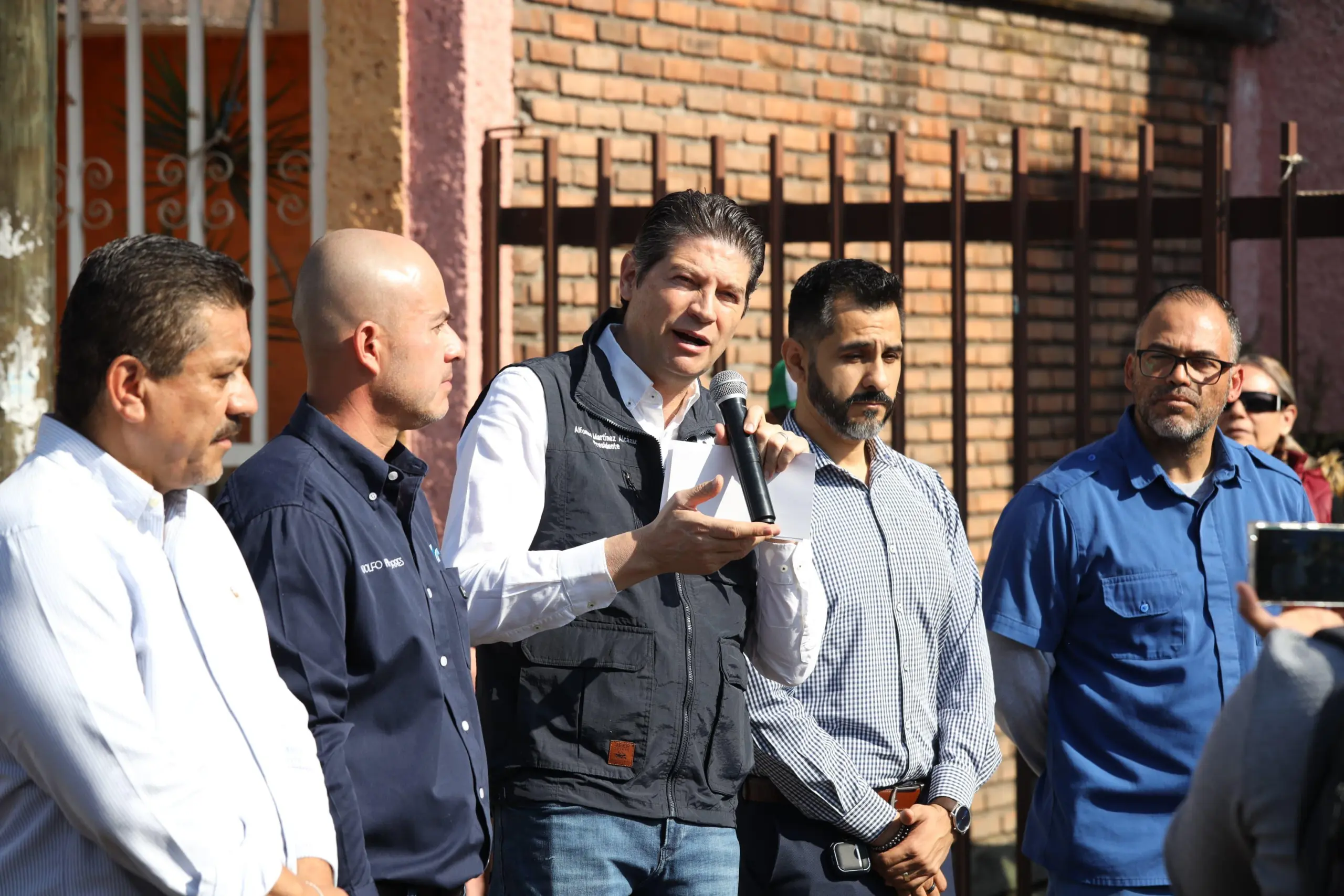 Gobierno de Alfonso Martínez invierte 10 veces más en equipo y obra hidráulica