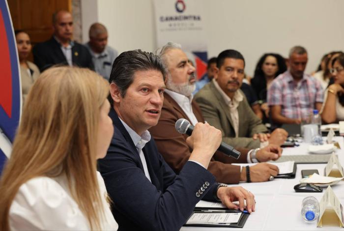 Gobierno de Alfonso Martínez e IP impulsan generación de empleos