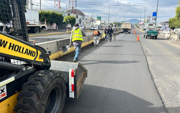 Gobierno de Morelia realiza limpieza de camellones en diversos puntos del municipio