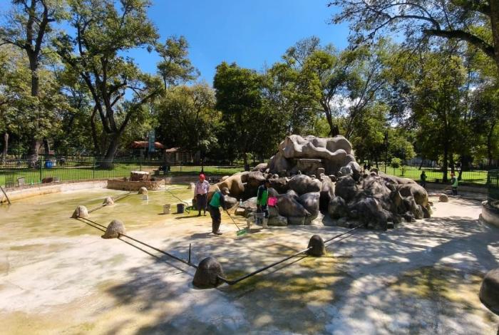 Gobierno de Morelia realiza limpieza de la Fuente de ‘Los Patos’