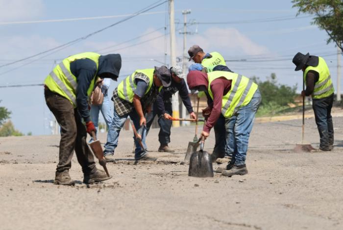 Gobierno de Morelia realiza jornadas permanentes de bacheo en distintos puntos de la ciudad