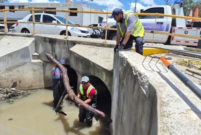 Gobierno de Morelia supervisa flujo de drenes Barajas y Arroyo de Tierras