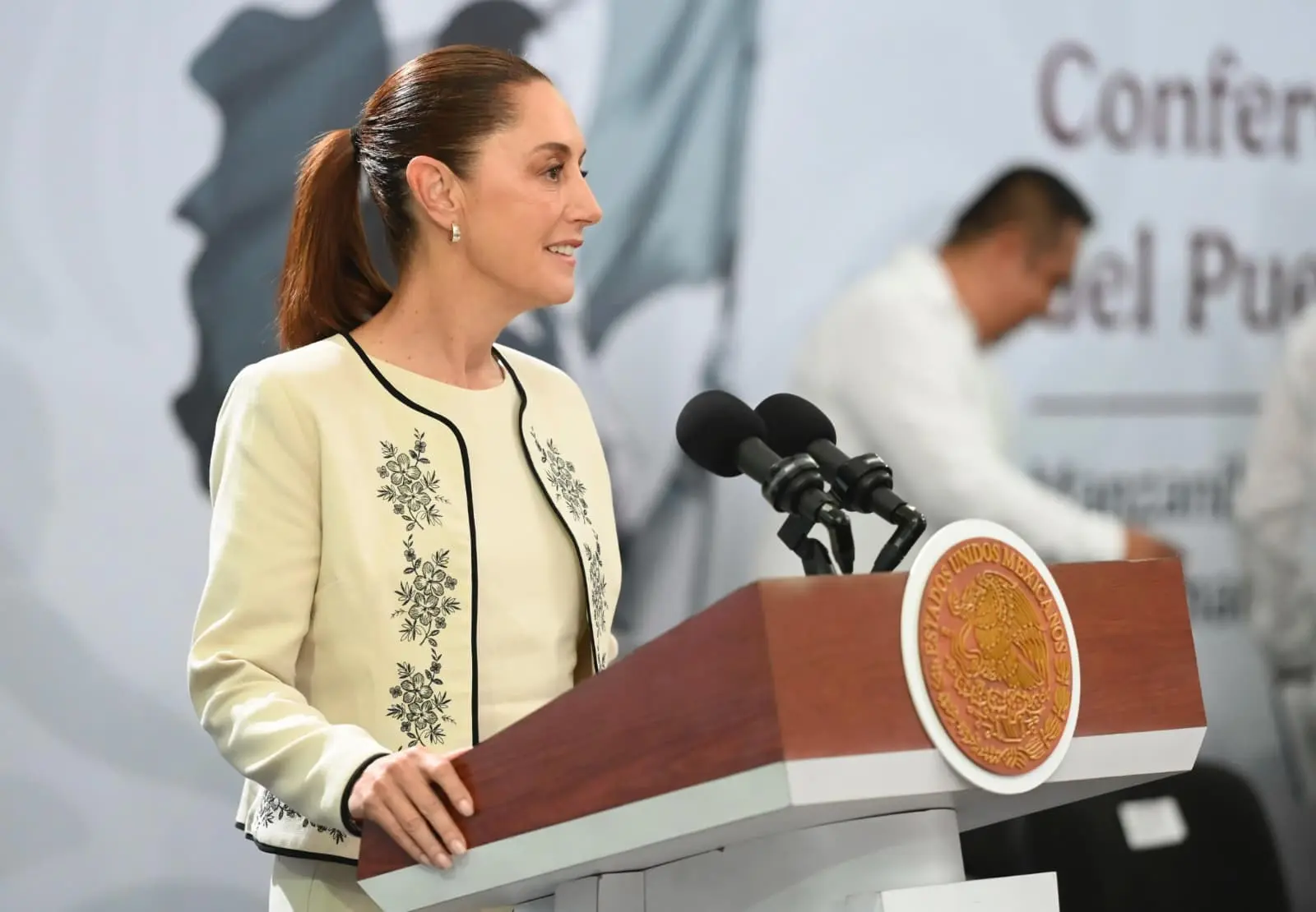 GOBIERNO DE MÉXICO INFORMA REDUCCIÓN ANUAL DEL 26 POR CIENTO EN HOMICIDIOS DOLOSOS EN COLIMA; LA HONESTIDAD DA RESULTADOS: PRESIDENTA CLAUDIA SHEINBAUM