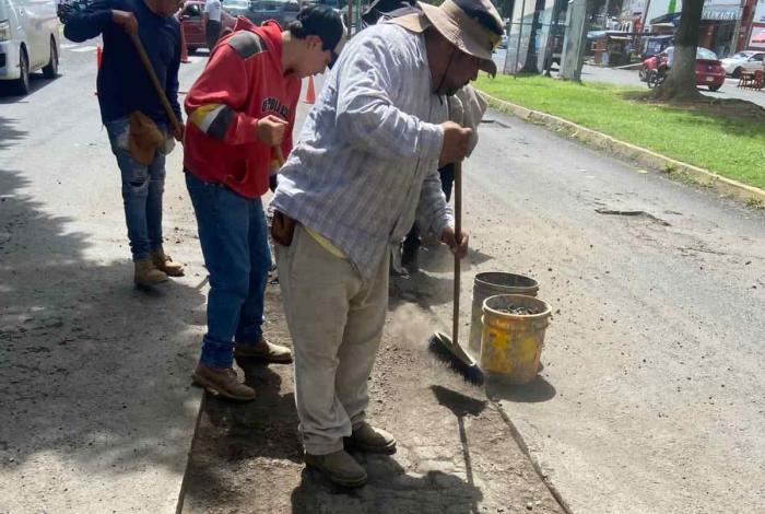 Gobierno de Pátzcuaro Refuerza Labores de Bacheo en el Libramiento