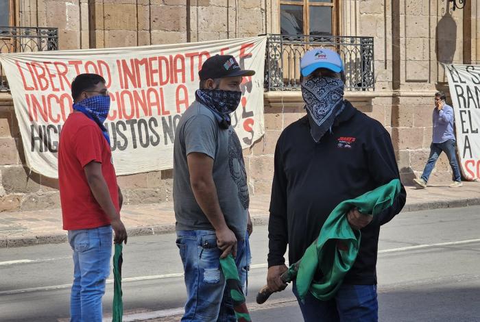 Gobierno estatal llama a impedir regreso del FNLS al Centro Histórico