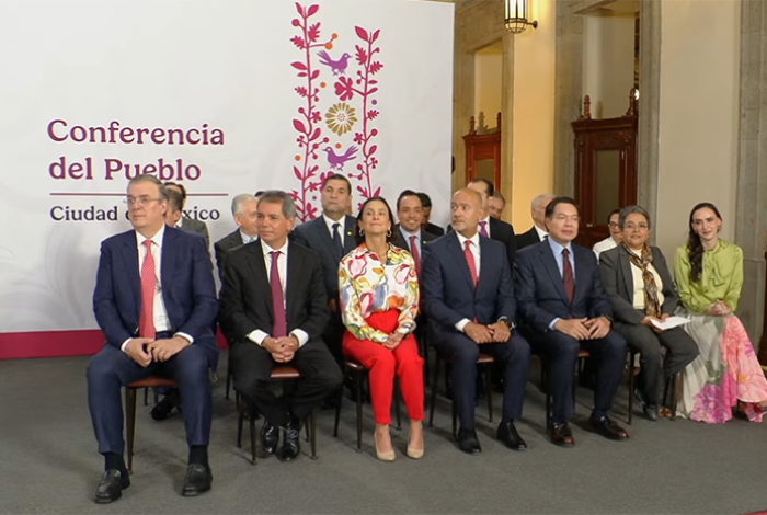 Gobierno y sector siderúrgico firman acuerdo para fomentar el acero mexicano
