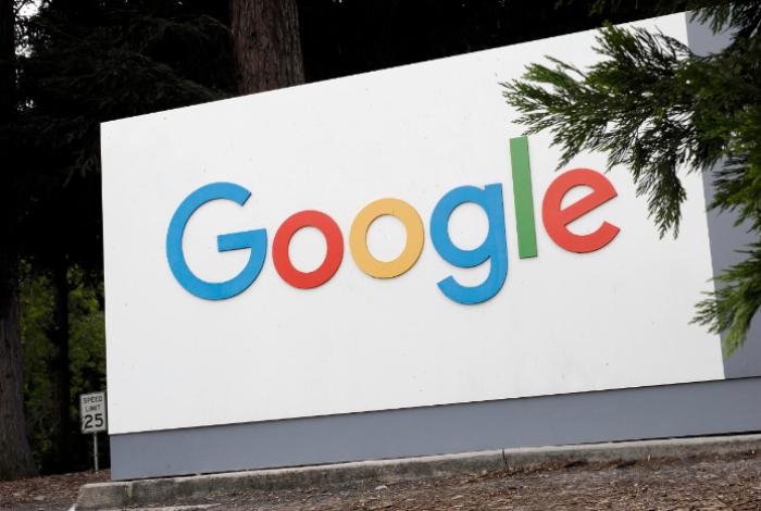 Google lanza herramienta de IA para sintetizar las cadenas de correos
