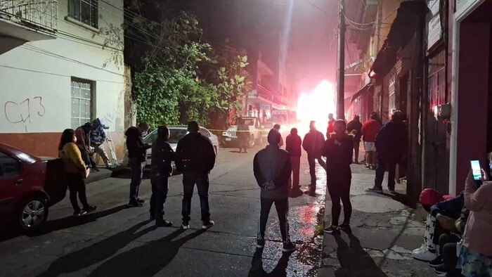 Grave incendio en el Mercado Tariácuri de Uruapan; solo daños materiales