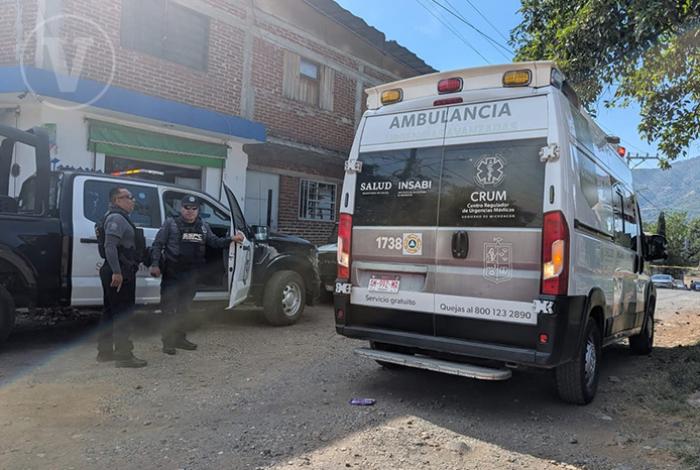Grave masculino, tras ser baleado en vivienda de la colonia San Rafael de Uruapan