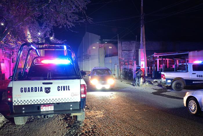 Grave muchacho que fue baleado en la colonia Valencia Segunda Sección, Zamora
