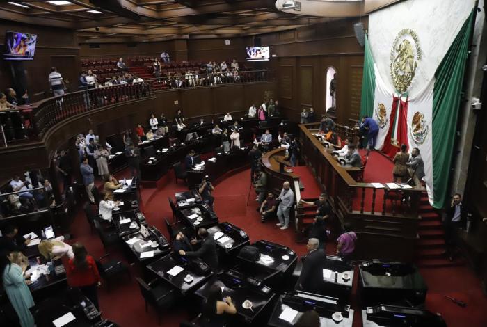 Grecia Aguilar presentó su primer informe legislativo