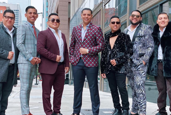 Grupo Firme enfrenta problemas de visa en EEUU, cancelan concierto