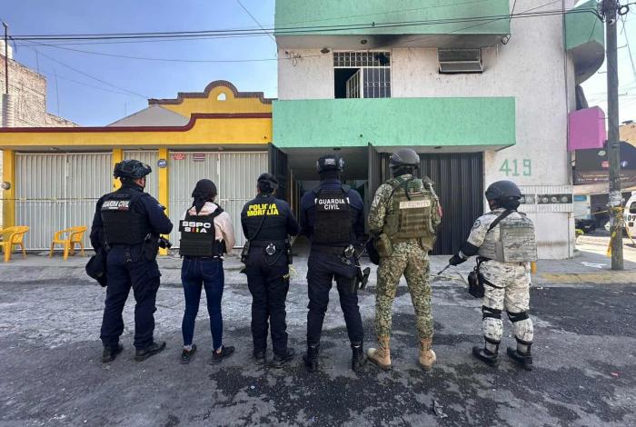 Hallan 43 kilos de droga sintética tras incendio de departamento en la colonia Lomas del Valle