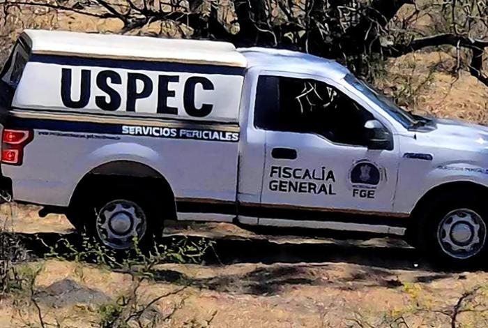 Hallan restos humanos en barranca de Apatzingán