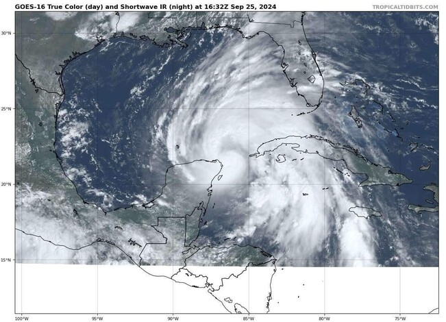 Helene llega con furia a Cancún, activan alerta roja