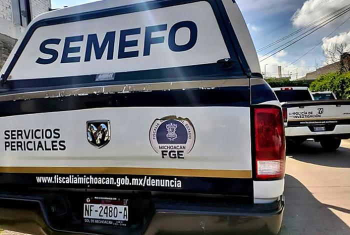 Hombre asesinado a balazos en un domicilio, en la colonia Villa Victoria de Uruapan
