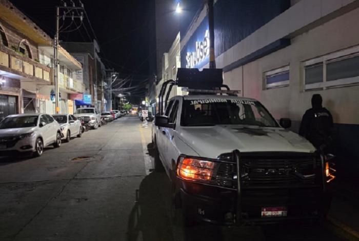 Hombre es baleado en ambas piernas, en la colonia Salinas de Gortari de Zamora