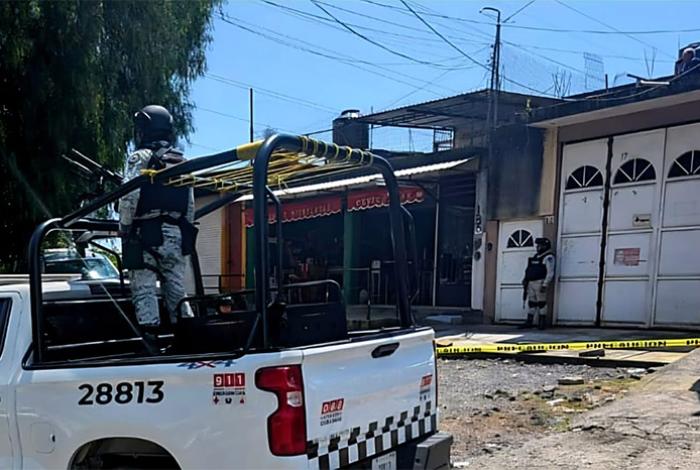 Hombre es ejecutado en negocio de mariscos y micheladas en La Quinta, en Uruapan