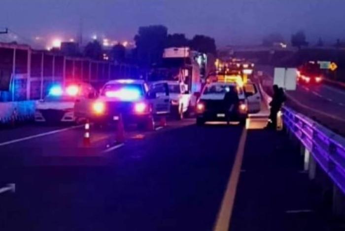 Hombre fallece arrollado por vehículos en la autopista Siglo XXI, en la región de Pátzcuaro