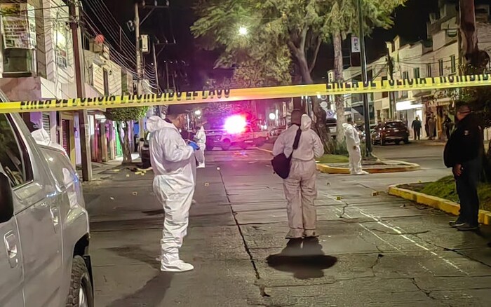 Hombre muerto y mujer herida tras agresión a balazos en Fuentes de Morelia