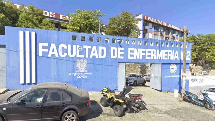 Hombres armados asaltan a estudiantes de enfermería de la UAGRO en Guerrero