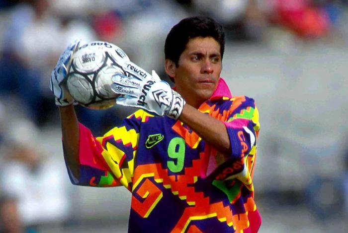 Homenajean a Jorge Campos en Museo FIFA de Zúrich