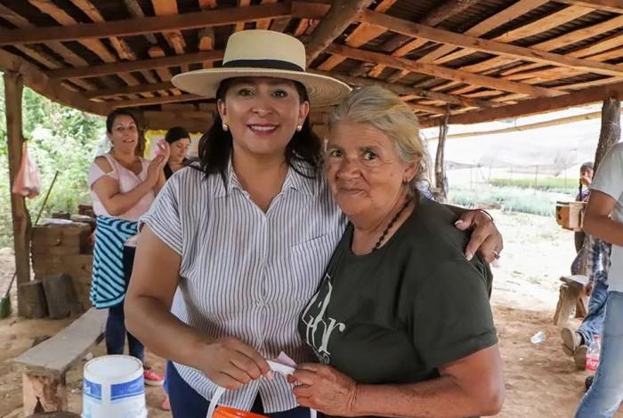 Honran en Quiroga a sus abuelos: Celebración para fortalecer los lazos y el legado familiar